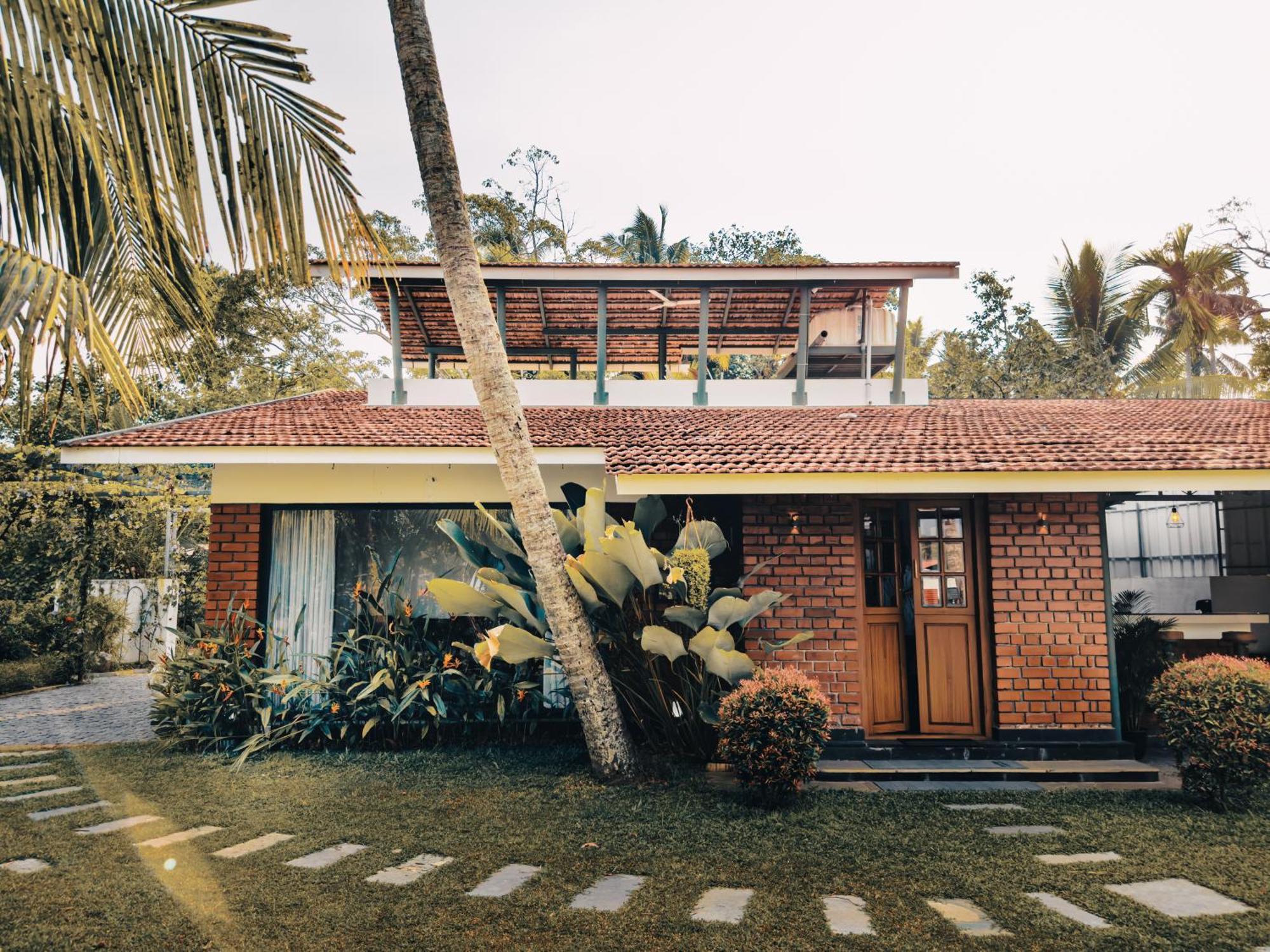 Bamboonest Riverside Villa Kochi ภายนอก รูปภาพ